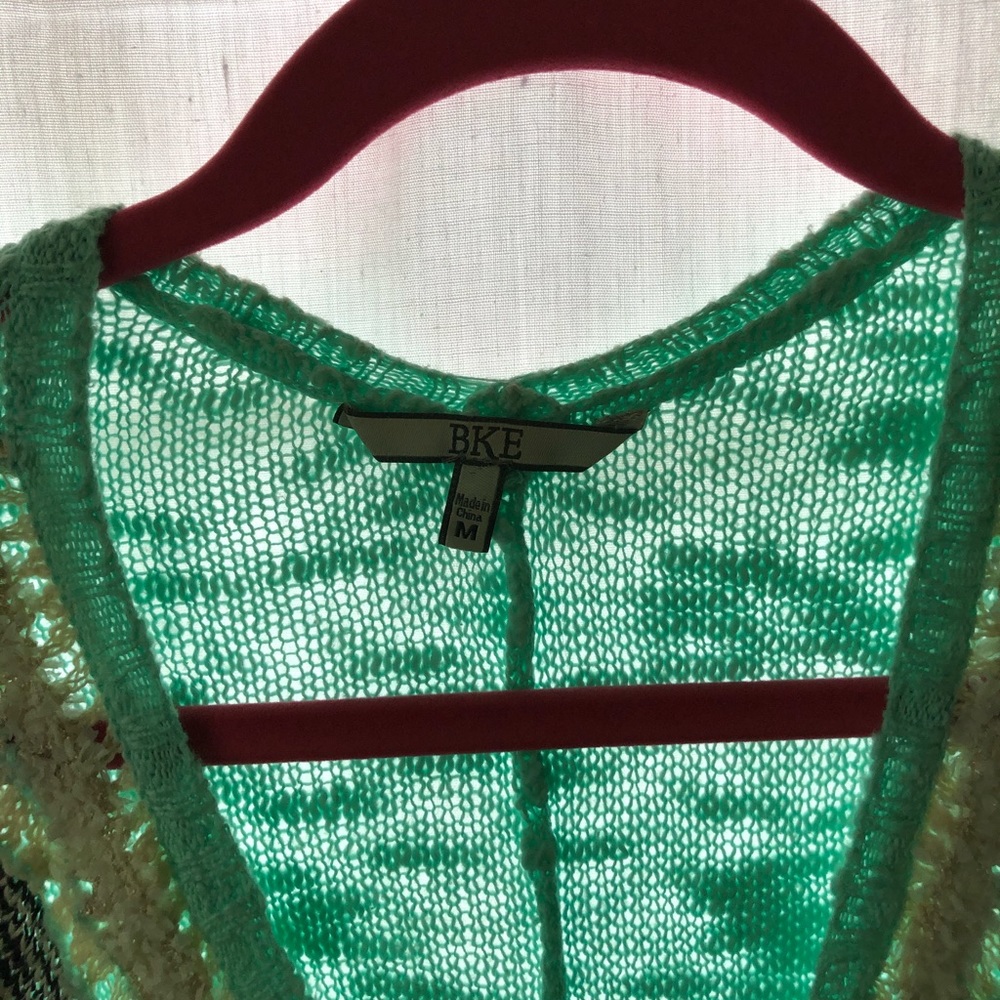 Sweater - Picture 4 of 6
